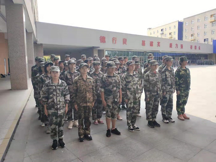 高一軍訓新聞1用圖 (2)22